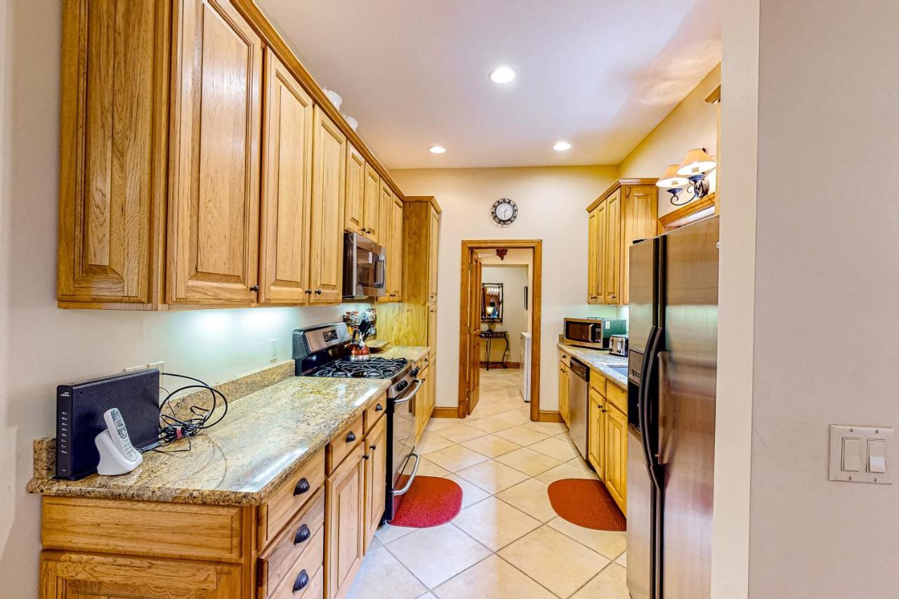 Link Vacation Apartment Whittier Exterior photo